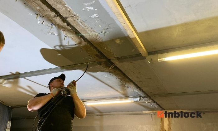 Uszczelnianie dylatacji konstrukcyjnej w technologii  iniekcji ciśnieniowej