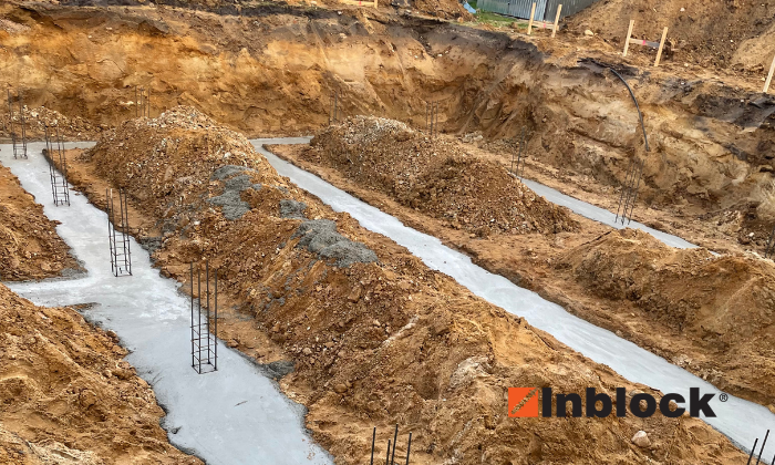 Grunty nieprzepuszczalne (glina) i ich wpływ na zalewanie budynków